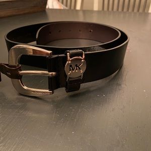 Black NWT MICHAEL KORS belt Sz L